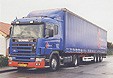 Scania 124 L Gardinenplanensattelzug