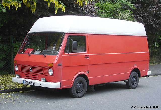 VW LT 28 Kasten / Hochdach 1975 wagte sich VW erstmals �ber die Gr��e des 