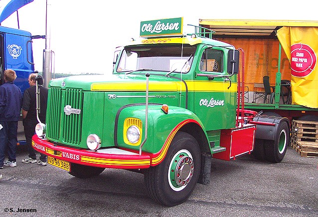 SJ019-Scania-LS76-Super-Sattelschlepper-Larsen-gruen-1968.jpg