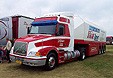 Volvo NH 12 Glas-Innenlader-Sattelzug